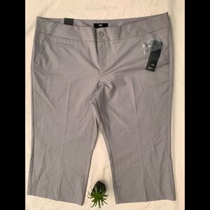 Mossimo Crop Modern fit Stretch pants size 18